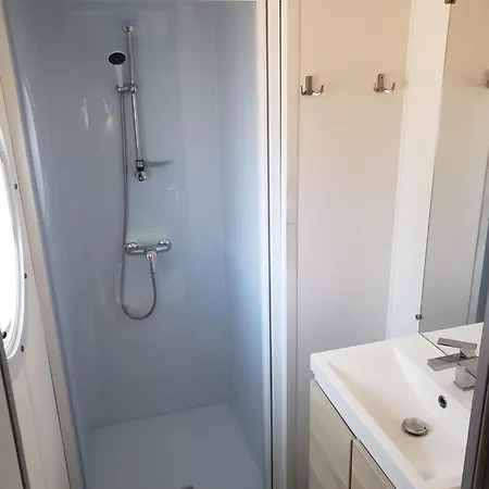Campingplatz Mobil-home, 4 A 6 Pers, Clim, Wifi *